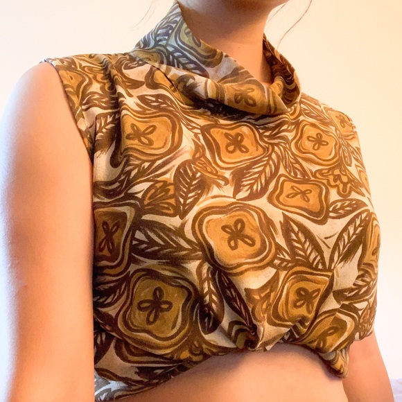 Groovy Patterned Blouse - Picture 2 of 3